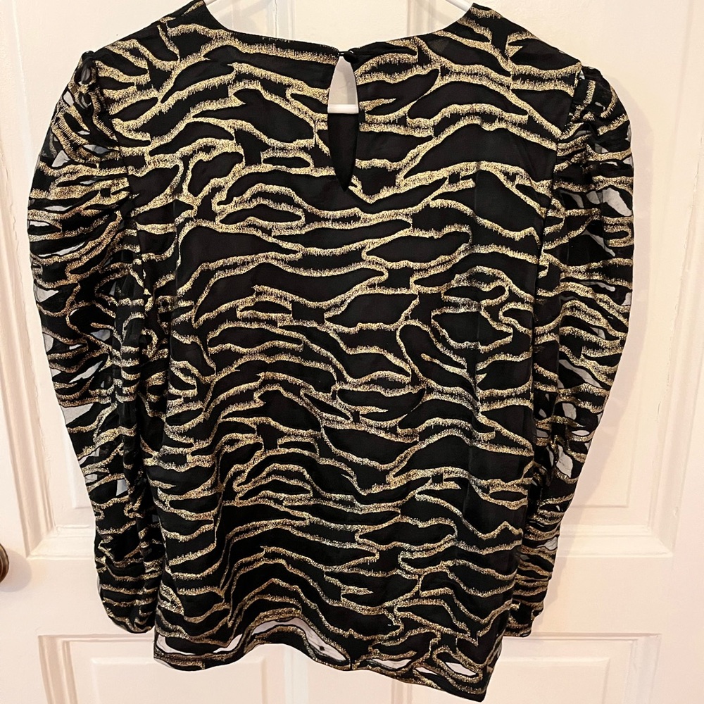 Metallic blouse! - Picture 4 of 4